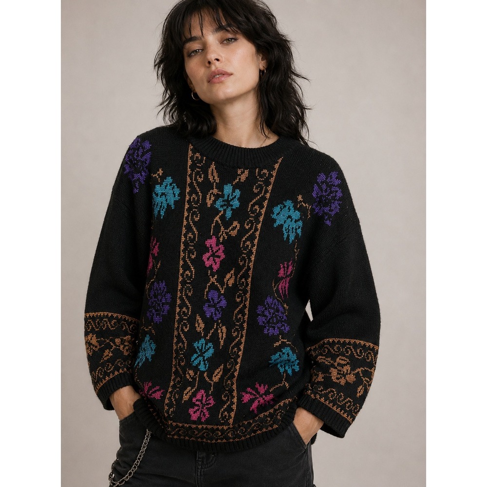 90s Whimsigoth Dana Scott Lurex Floral Sweater Large Made USA Black Knit
